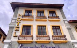 Lavender Riverside Hotel