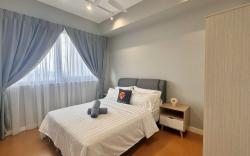 {NEW} 2pax Grayscale Getaway Suite@The Hub SS2, PJ