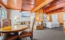 Oceanfront Inn II