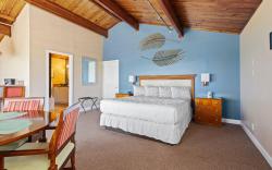 Oceanfront Inn II