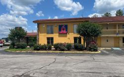 Studio 6  Huntsville, AL University Drive
