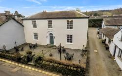 Ivy House
