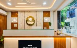Super Townhouse Sri Nirvana Grand