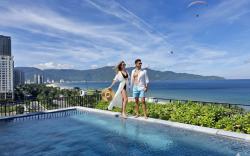 JBAY Beachfront Boutique Hotel 