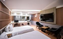 Hotel Bom