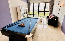 Mosaic 3+1BR @ Pool Table Haven 3+1BR 10-16pax