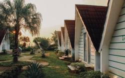 Seaside Villa & Muse Beach Resto