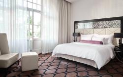 Roomers Berlin Steinplatz, Autograph Collection