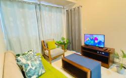 Mactan Newtown  1Br w/ 3beds with pool access