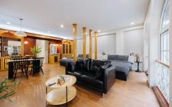 VietHOME - 301 Hang Bai Suite 4pax / Lift