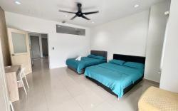 SS15 Courtyard | Above Mall | 1-Bedroom Suite #28 