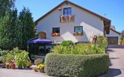 Waldraff Comfortable holiday residence