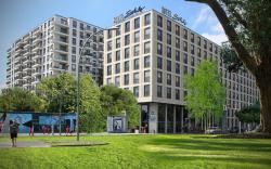 Schulz Hotel Berlin Wall at the East Side Gallery