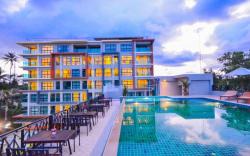 Golden Manora Hotel Bangtao Beach