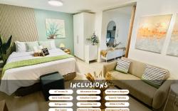 Deluxe: Family Room 1BR w/ Queen Bed & Beach View