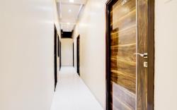 Super Collection O Airport Metro Andheri East