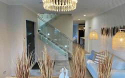 Seven Bedroom Exclusive Residence DD