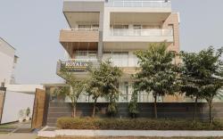 TOWNHOUSE ROYAL OAK