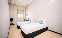 Swing & Pillows @ 87 Muntri, Penang