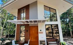 Tagaytay’s Cozy & Green Oasis, Camp & Forest House