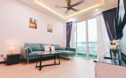 Large 4Bed w Jacuzzi Bathtub@CIQ - 3 free parking