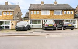 Luton Airport Guest House