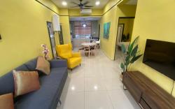 Nona Ty - A Touch of Peranakan 2BR Suite Apartment