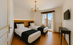 Istanbul Taksim Istiklal Street KAMIL Hotel - Historical