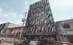 Redenza Suites
