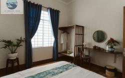 Unwind in the 'Nacre shell' room