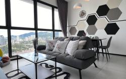 Georgetown Skypool Urban 2BR Family & Baby|SeaView