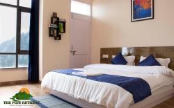 4 bedrooms villa near Mall road