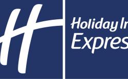 Holiday Inn Express Aeroport Montreal - St-Laurent By IHG