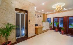 Hotel Devine
