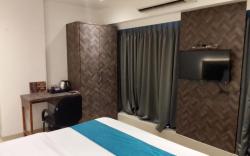 J R Residency