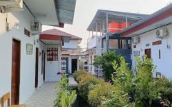 OYO 94222 Anda Kost 2 Near Lapangan Syech Yusuf Discovery
