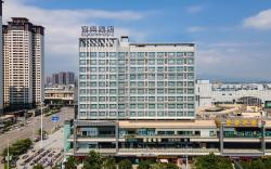 Echarm Hotel Guigang High-Speed Railway Station Wuyue Plaza