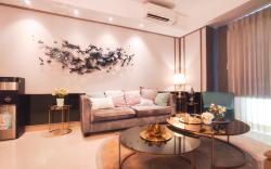 Luxury 3BR Apt at One Icon Residence By Travelio