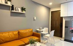 Soho Flat Central balcony D1