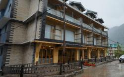 Hotel Mountain Majesty, UNIT OF CHAMBYAL'S RETREAT
