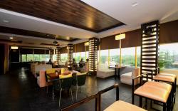 Hotel Avana by Tia Hotels