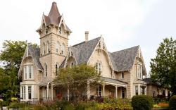 Elm Hurst Inn & Spa
