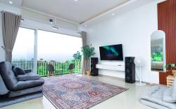 Villa Snyaman with Private Pool and Rooftop