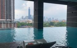 3BR Family Suite Nr Sunway Velocity & LRT Maluri