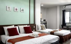 Aree Place ( Family Room )