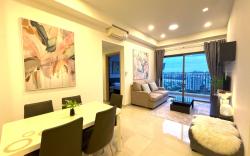 The Sun Avenue - FAMINGO Apartment