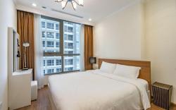 2 bedroom landmark Plus in Vinhome central park
