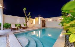 Rustic Charm House 5BRs & 7’ to An Bang Beach