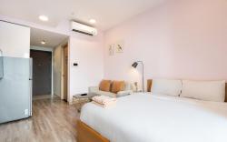 Studio Rivergate centrel view #BuiVien Street