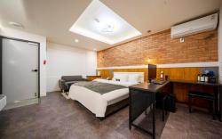 Cheongdo Hotel X